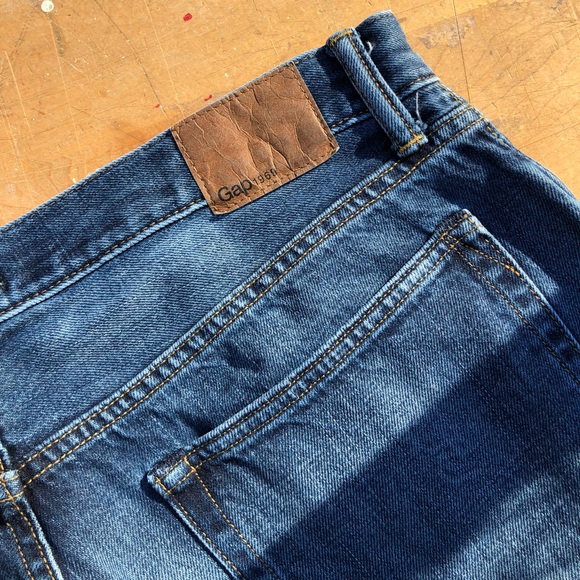 Gap Standard Fit 34x30 - Picture 4 of 5